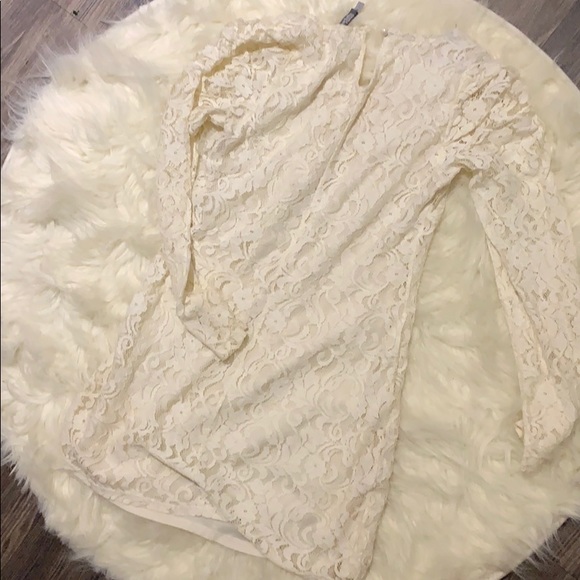 Charlotte Russe Lace puff sleeve mini dress - Picture 2 of 2